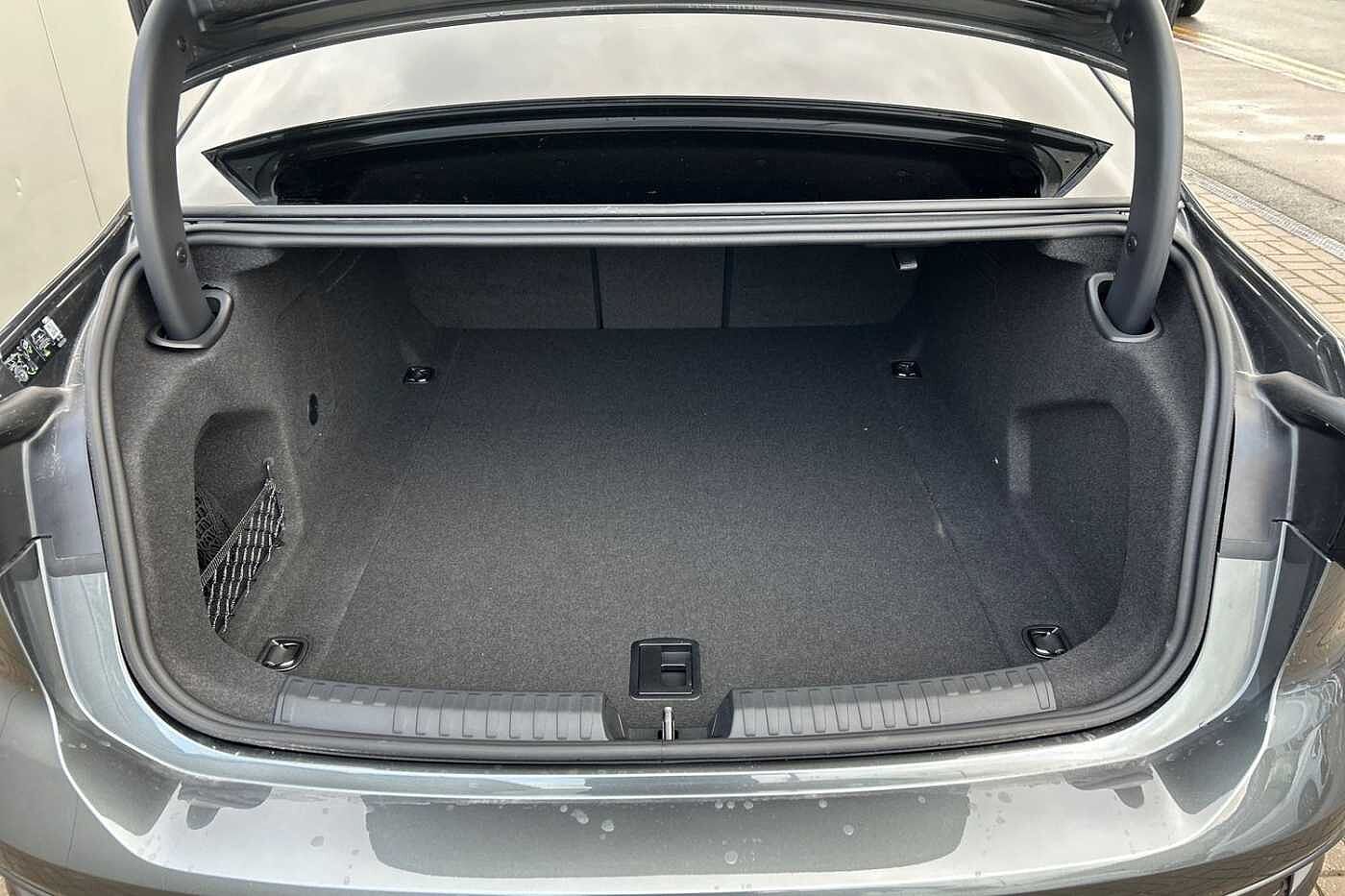 Used Audi A6 Saloon 2025 for sale - 77046357: Photo 11