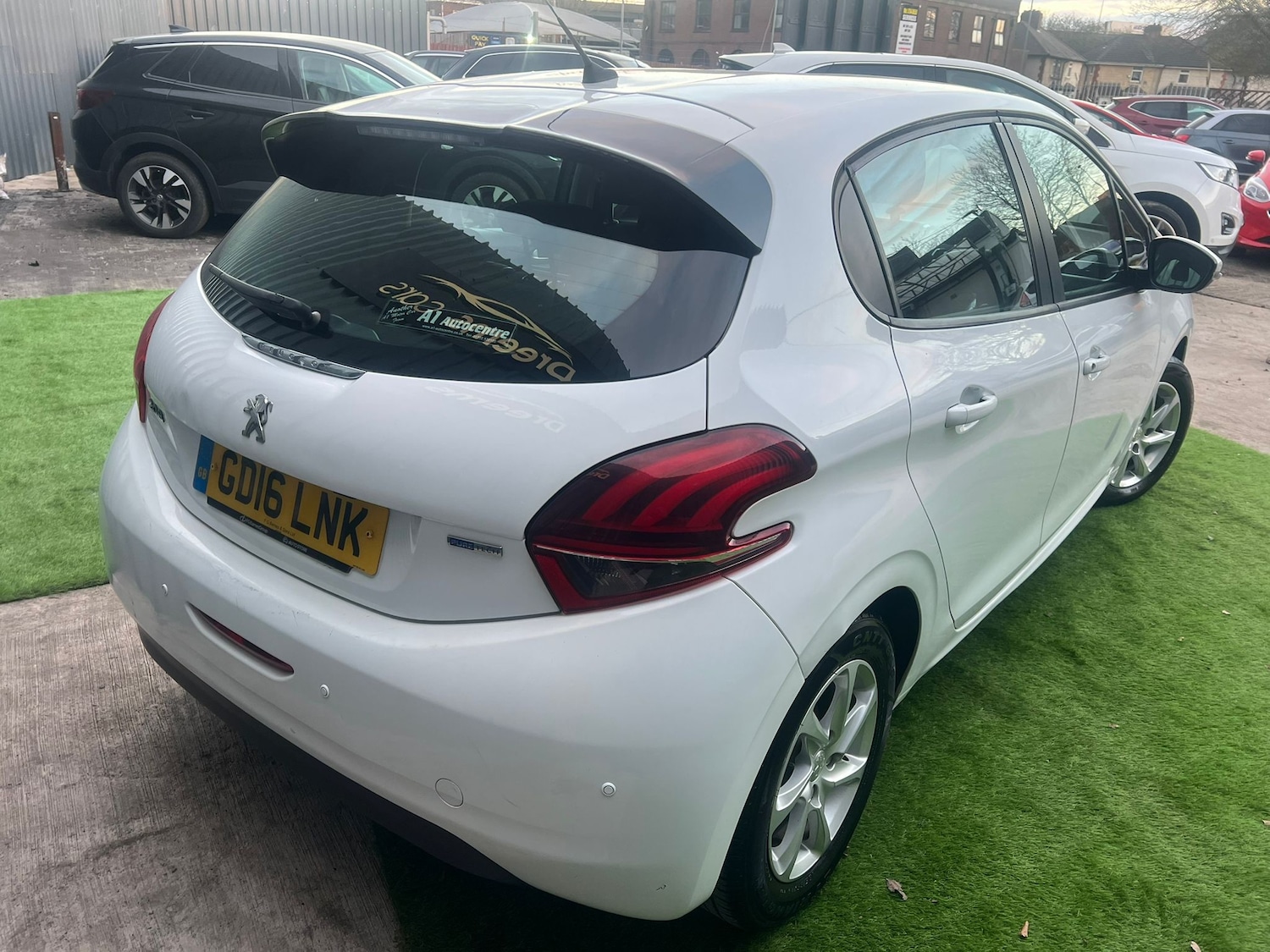 Used Peugeot 208 for sale - 78092351: Photo 5