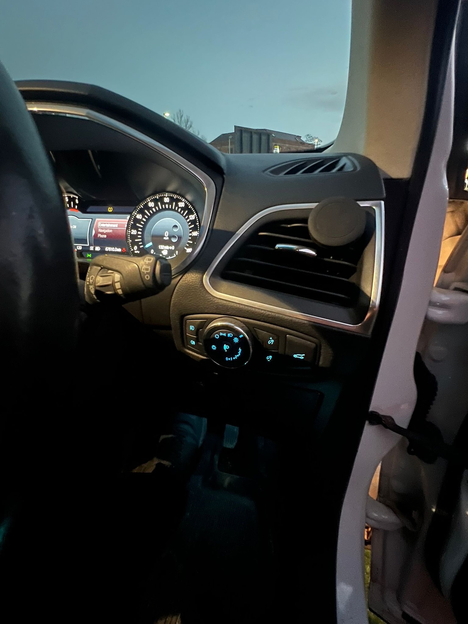 Used Ford Edge 2017 for sale - 78092347: Photo 13