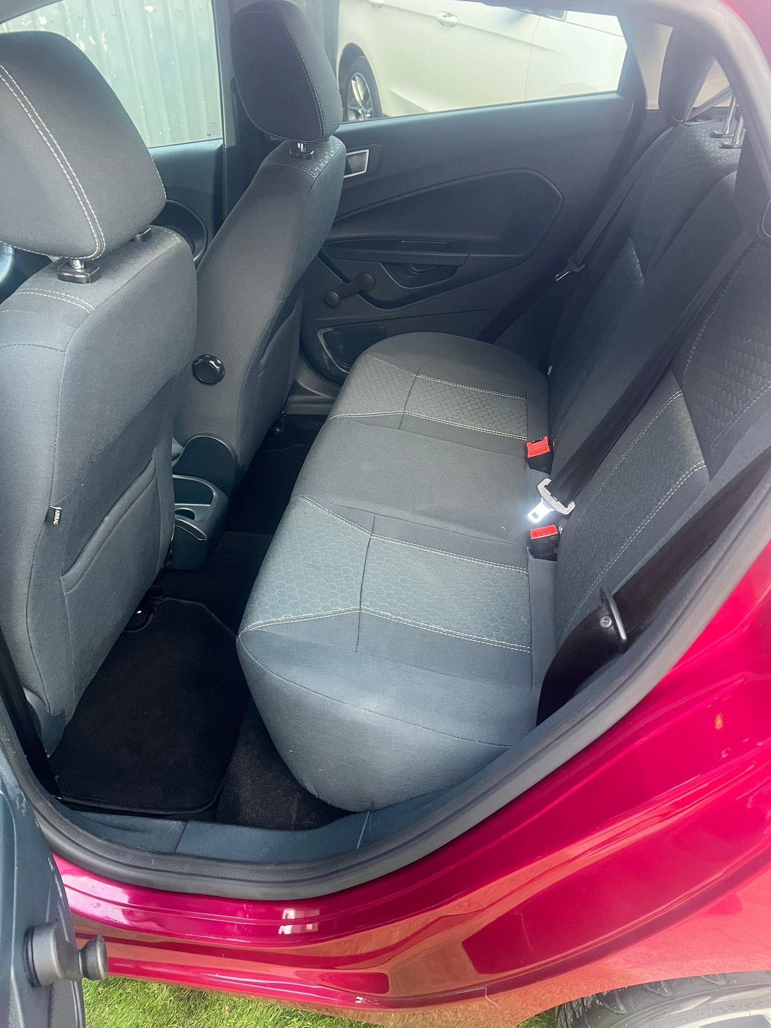 Used Ford Fiesta 2011 for sale - 78134839: Photo 25