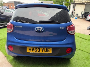 Used Hyundai i10 2019 for sale - 78976234: Photo