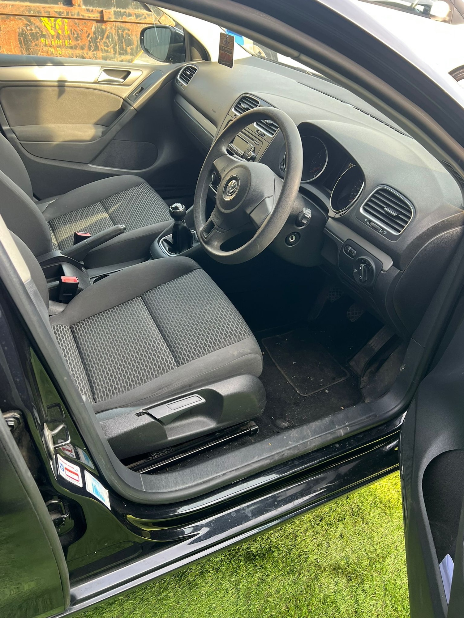 Used Volkswagen Golf 2011 for sale - 77976130: Photo 10