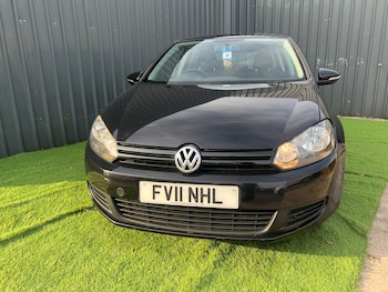 Used Volkswagen Golf 2011 for sale - 77976130: Photo