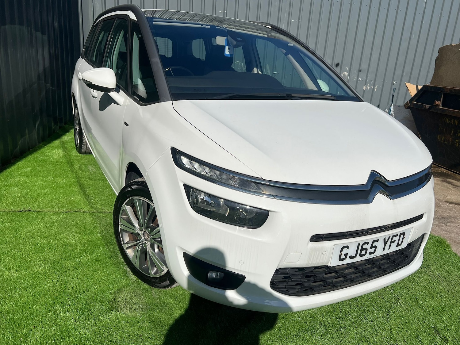 Used Citroen Grand C4 Picasso 2015 for sale - 77919141: Photo 3