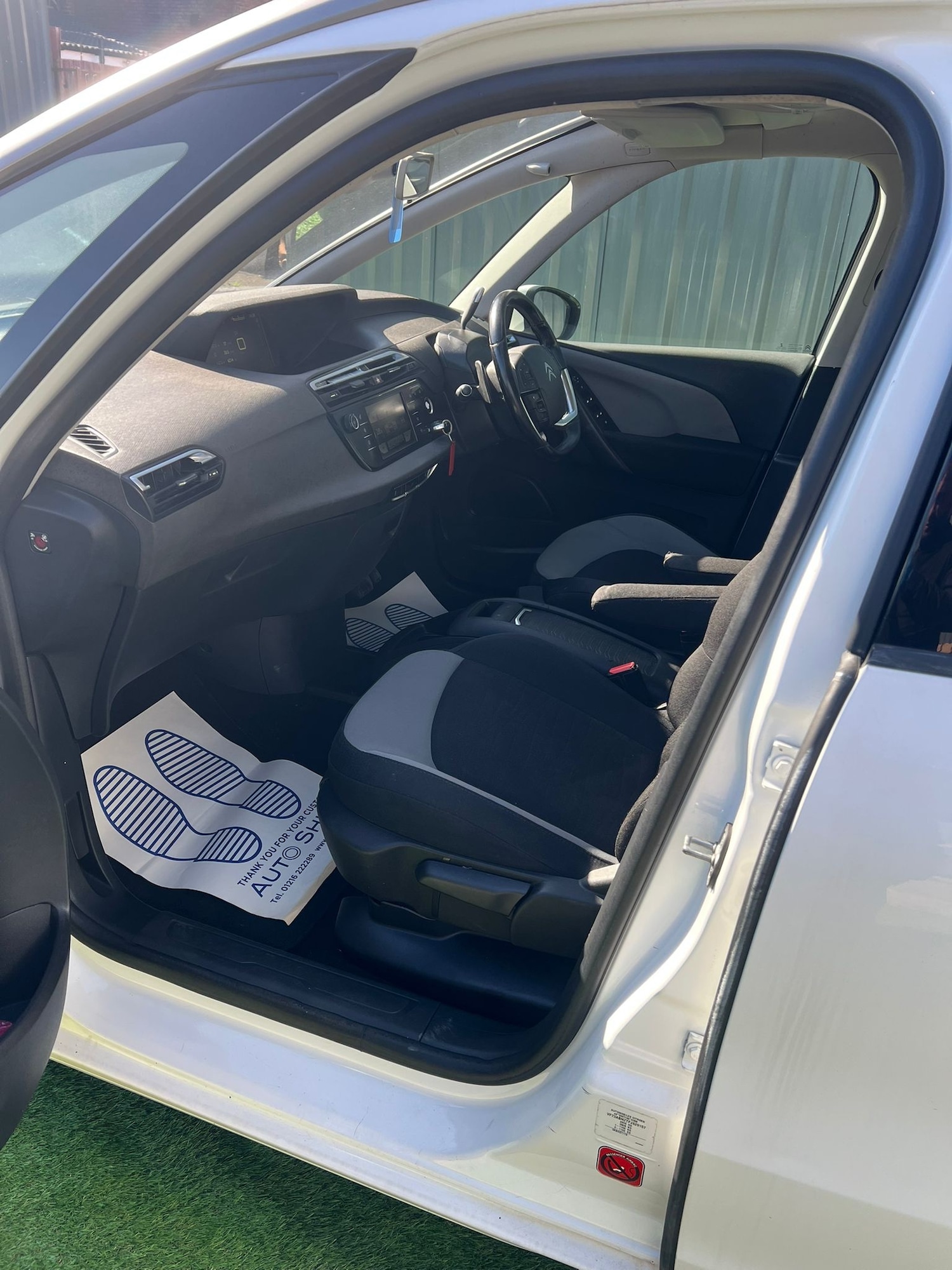 Used Citroen Grand C4 Picasso 2015 for sale - 77919141: Photo 8