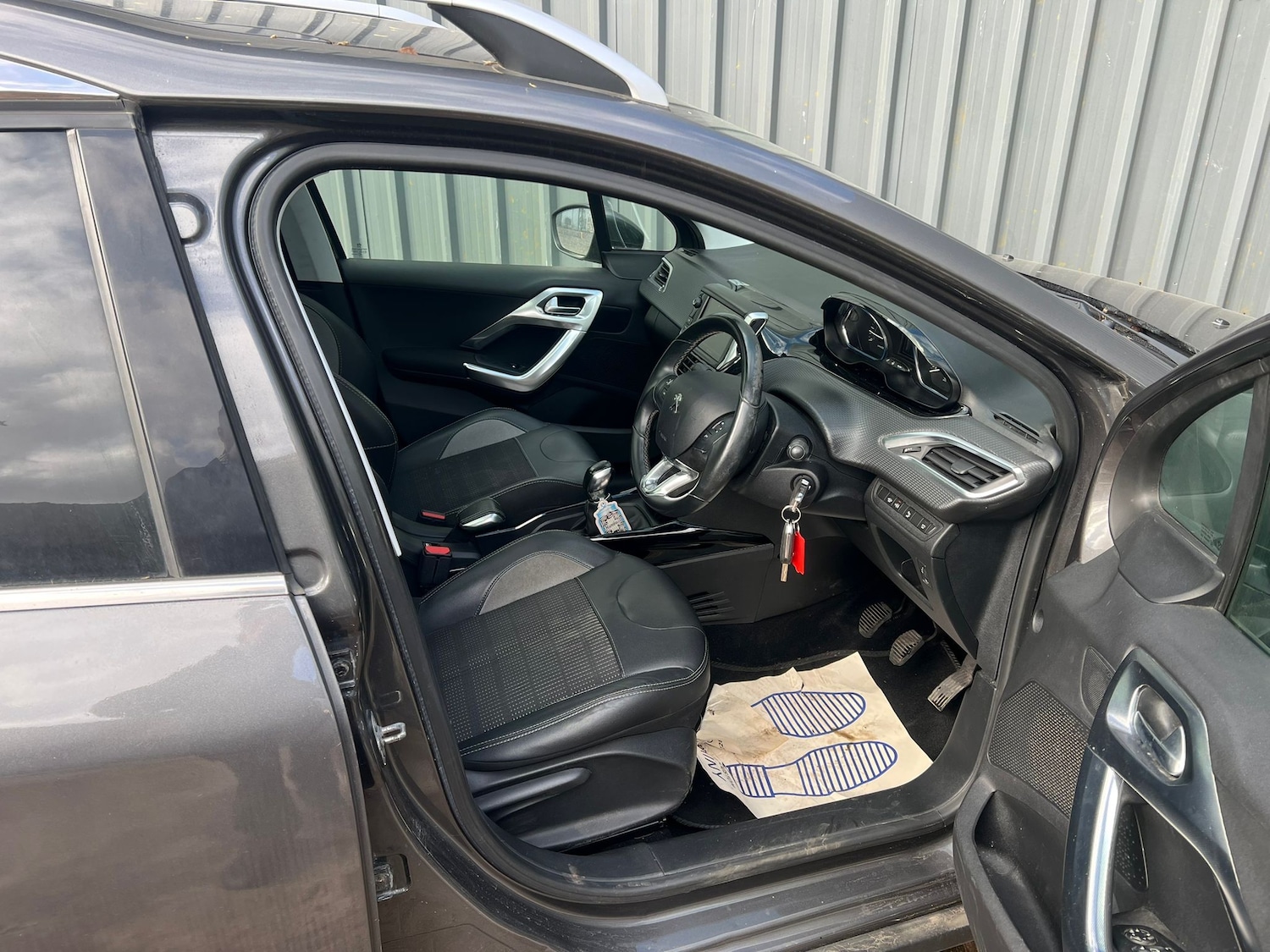 Used Peugeot 2008 2019 for sale - 77878709: Photo 8