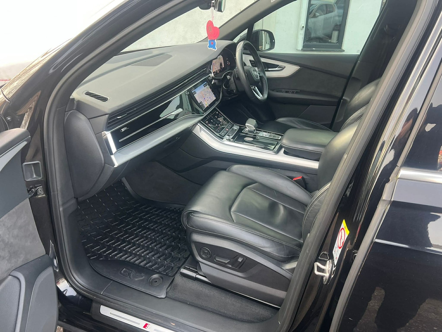 Used Audi Q7 2020 for sale - 77834745: Photo 9