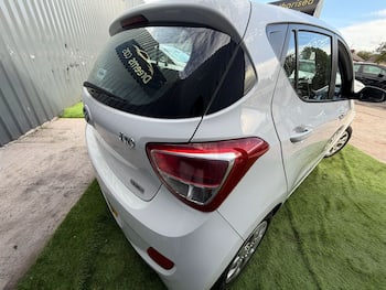 Used Hyundai i10 2014 for sale - 79724661: Photo