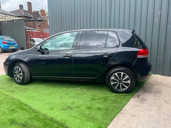 Used Volkswagen Golf 2011 for sale - 79055102: Photo