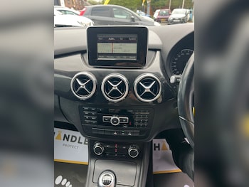 Used Mercedes-Benz B Class 2014 for sale - 78477419: Photo