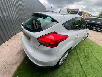 Used Ford Focus 2017 for sale - 78843981: Photo