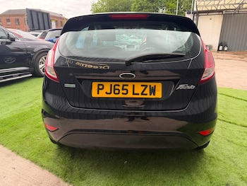 Used Ford Fiesta 2015 for sale - 79055104: Photo