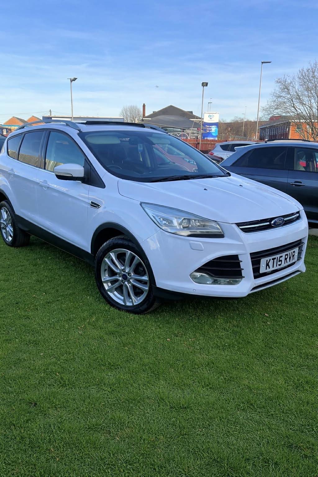 Used Ford Kuga 2015 for sale - 77834744: Photo 3