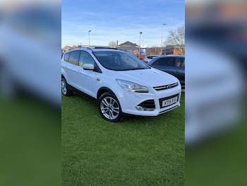 Used Ford Kuga 2015 for sale - 77834744: Photo
