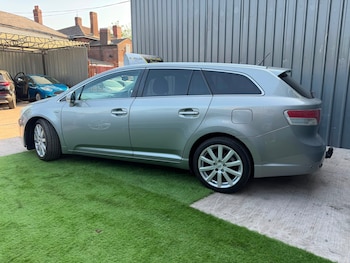 Used Toyota Avensis 2009 for sale - 79018948: Photo