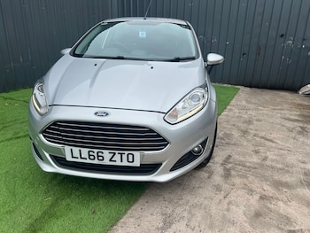 Used Ford Fiesta 2016 for sale - 78092345: Photo