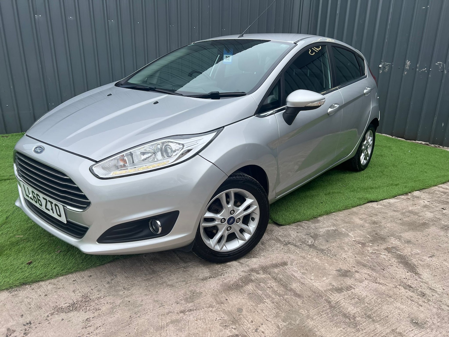 Used Ford Fiesta for sale - 78092345: Photo 4
