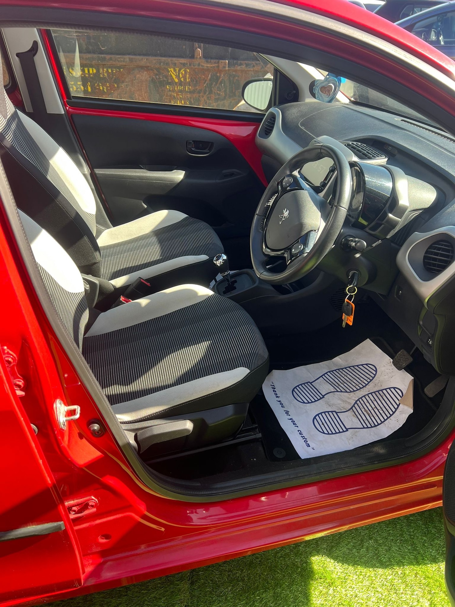 Used Peugeot 108 2015 for sale - 77919137: Photo 12