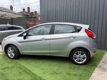 Used Ford Fiesta 2017 for sale - 79055096: Photo