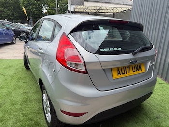 Used Ford Fiesta 2017 for sale - 79055096: Photo