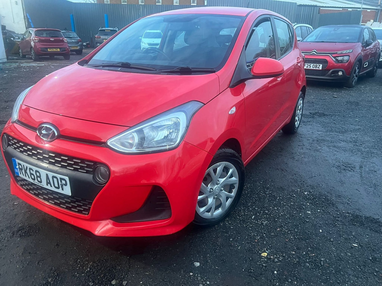 Used Hyundai i10 2018 for sale - 77834747: Photo 2