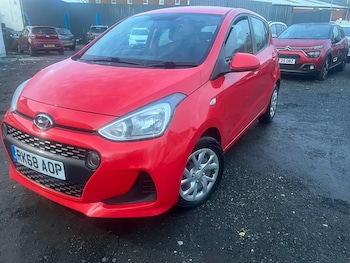 Used Hyundai i10 2018 for sale - 77834747: Photo