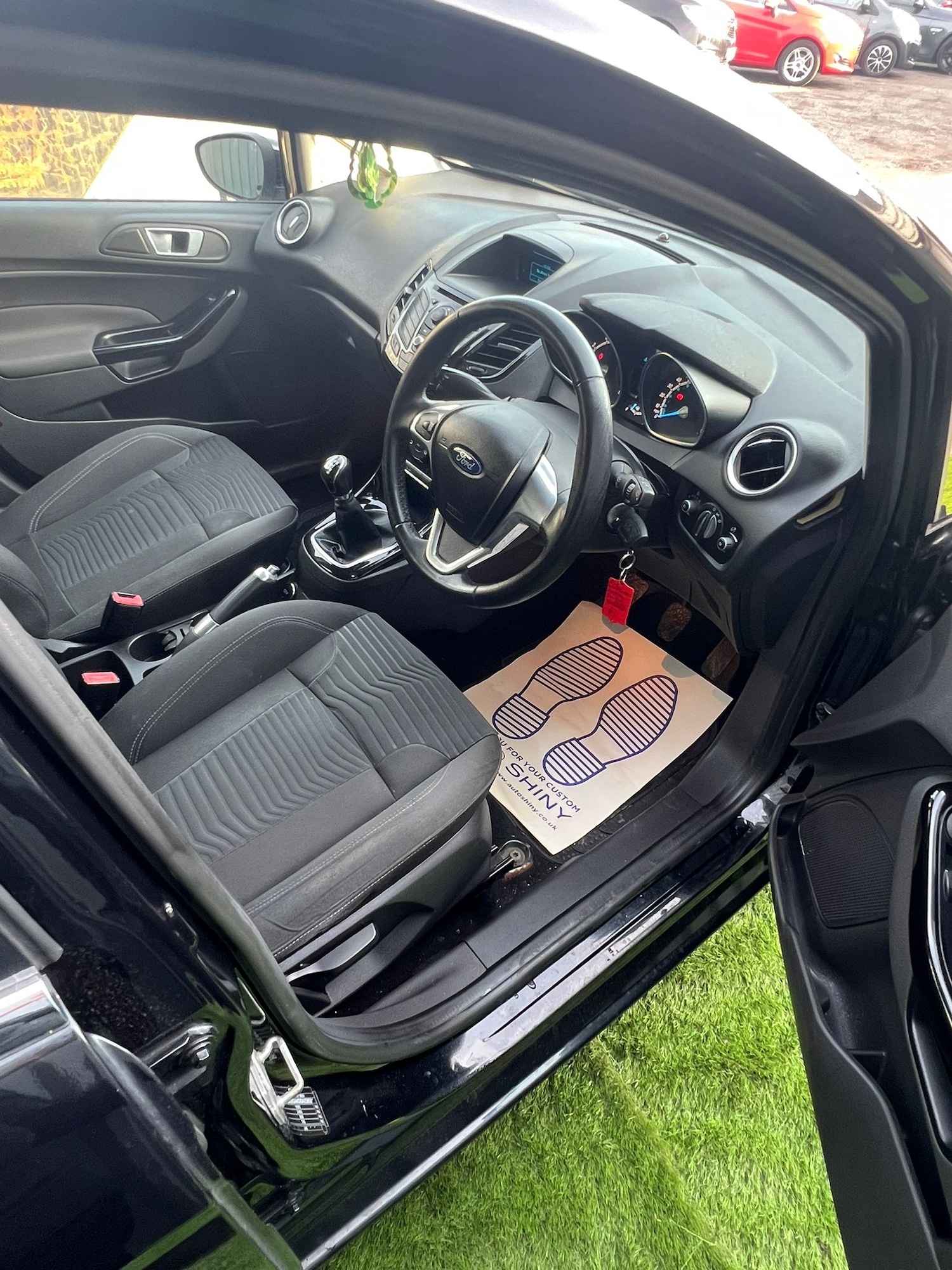 Used Ford Fiesta 2013 for sale - 77976129: Photo 8