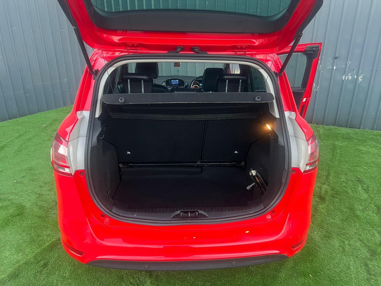 Used Ford B-MAX for sale - 78092357: Photo 23