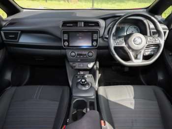 Used Nissan Leaf 2022 for sale - 74928894: Photo
