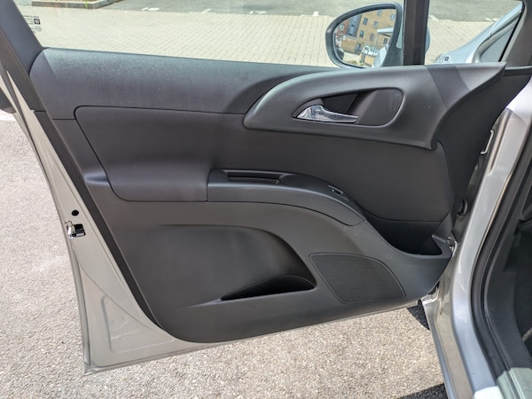 Used Vauxhall Meriva 2014 for sale - 75138196: Photo 12