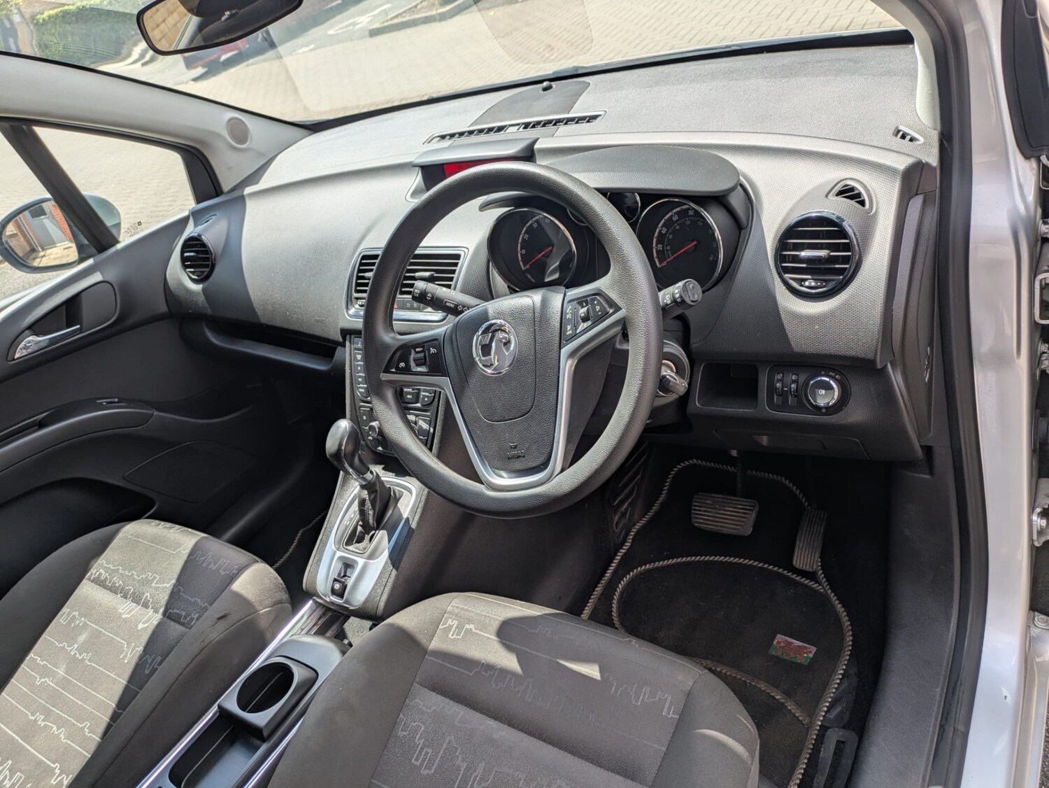 Vehicle 21