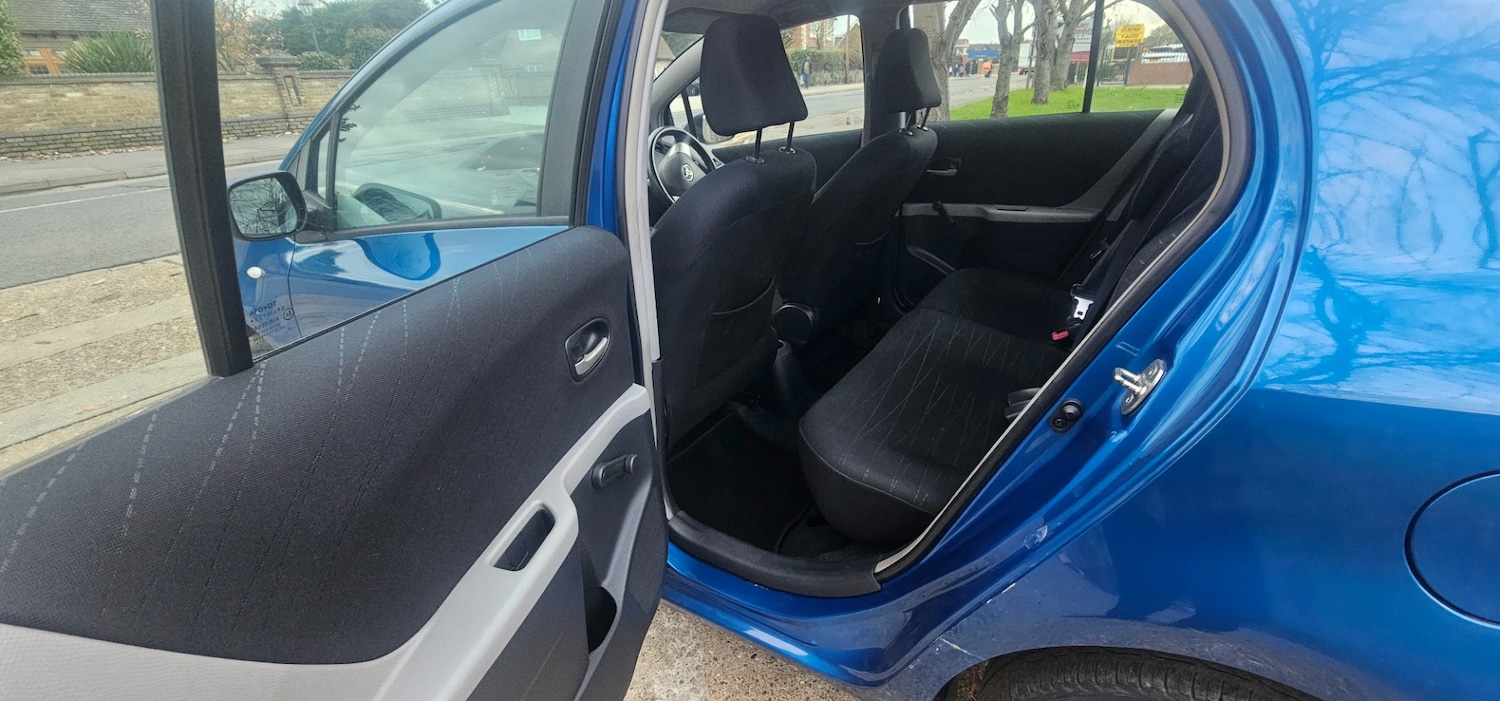 Used Toyota Yaris 2006 for sale - 76497089: Photo 14