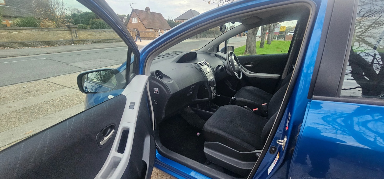 Used Toyota Yaris 2006 for sale - 76497089: Photo 15