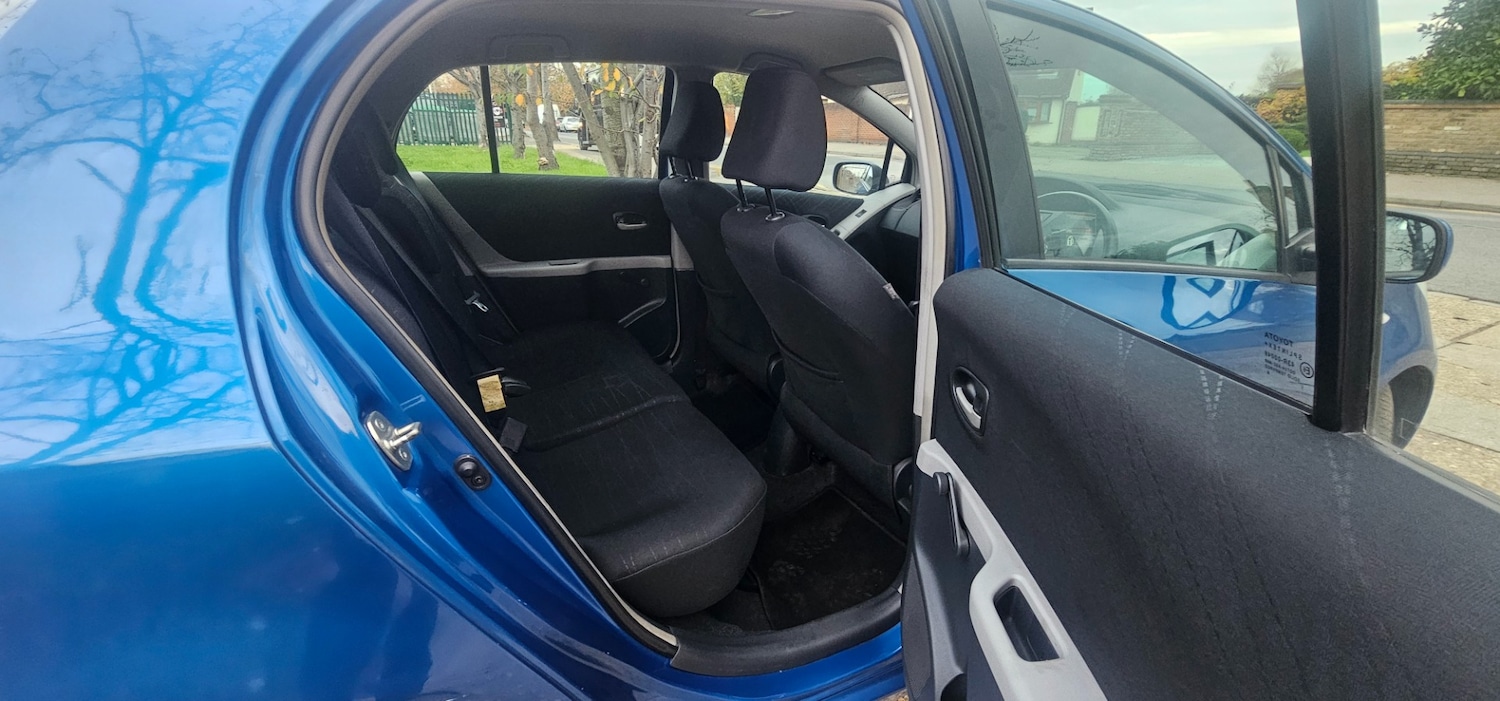 Used Toyota Yaris 2006 for sale - 76497089: Photo 17