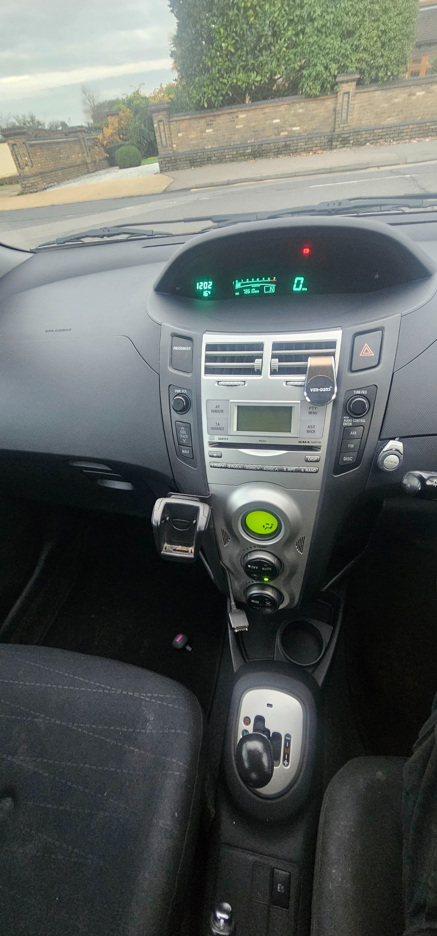 Used Toyota Yaris 2006 for sale - 76497089: Photo 20