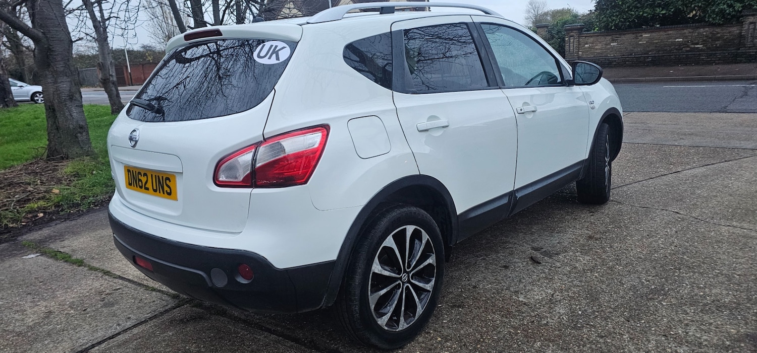 Used Nissan Qashqai 2013 for sale - 76942312: Photo 11