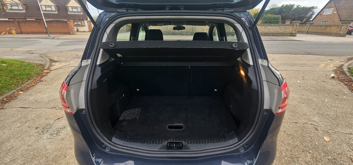 Used Ford B-MAX 2014 for sale - 76571985: Photo 12