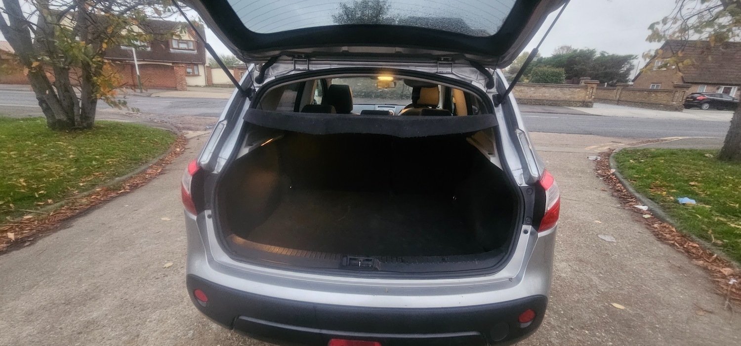 Used Nissan Qashqai 2013 for sale - 76213783: Photo 14