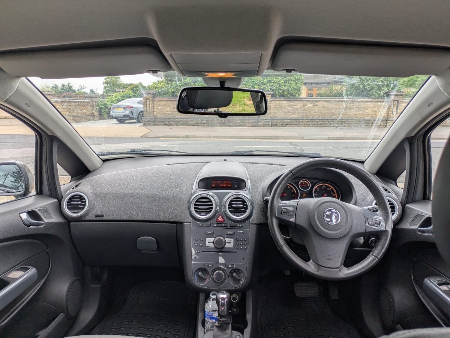 Vehicle 29