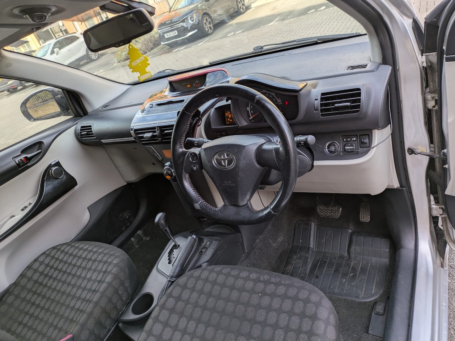 Vehicle 22