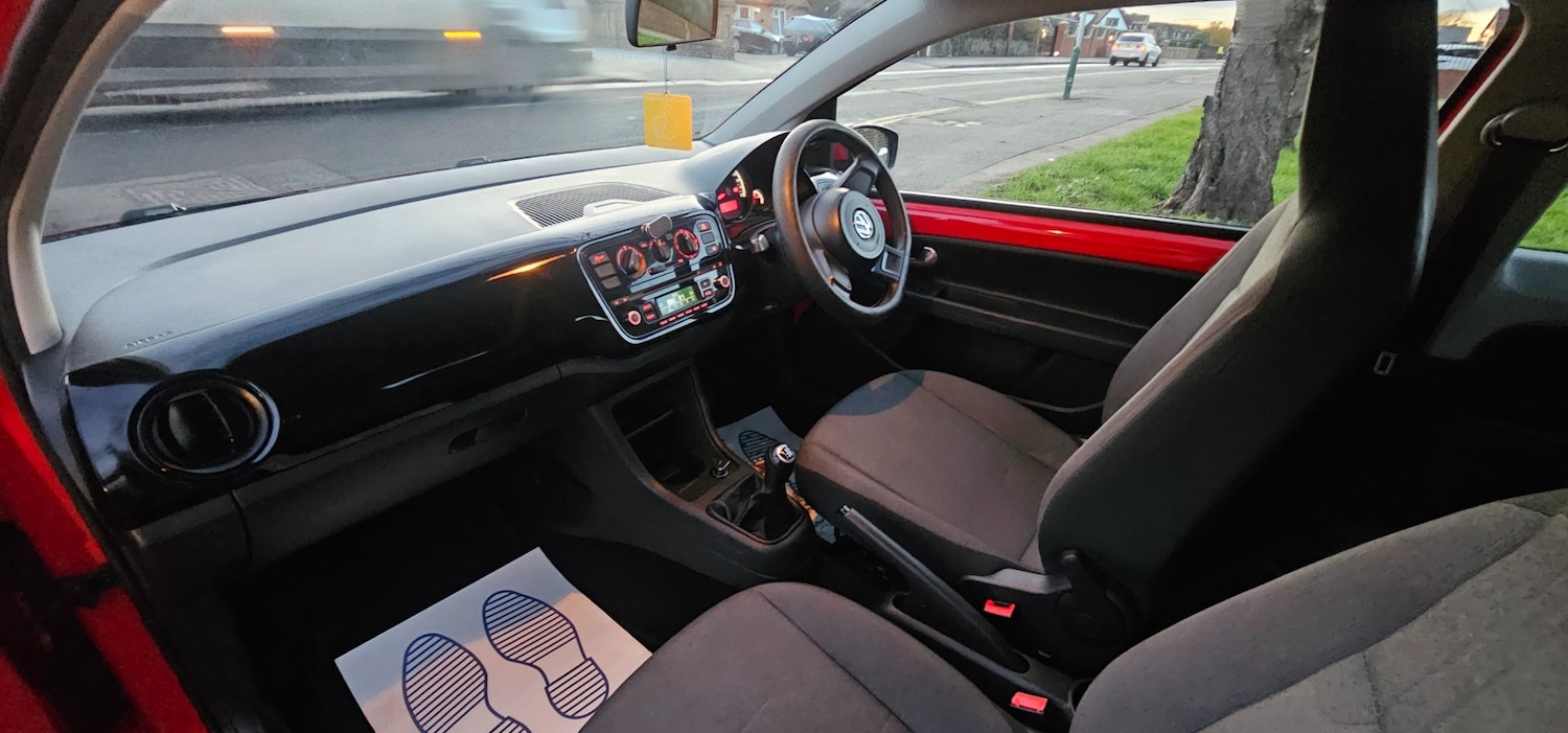Used Volkswagen up! 2013 for sale - 76785477: Photo 12