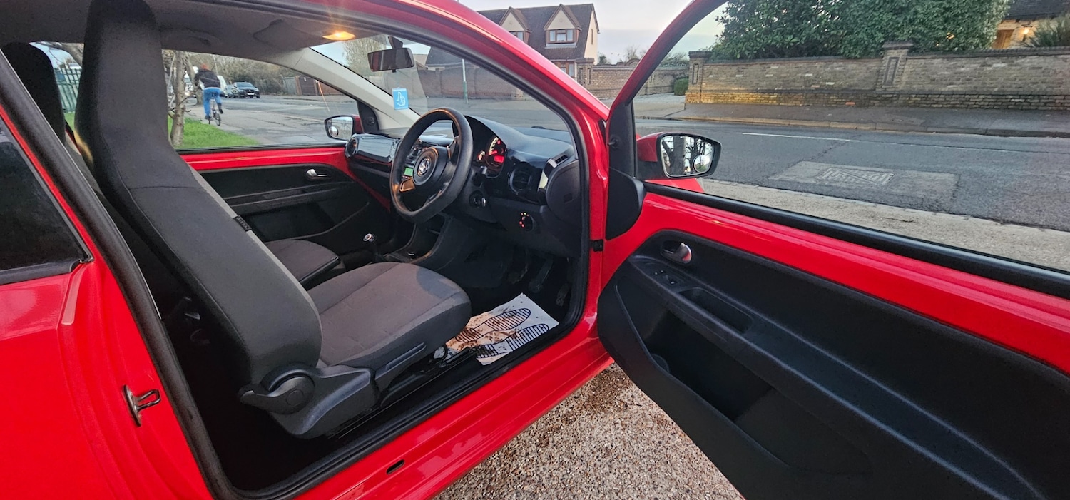 Used Volkswagen up! 2013 for sale - 76785477: Photo 13