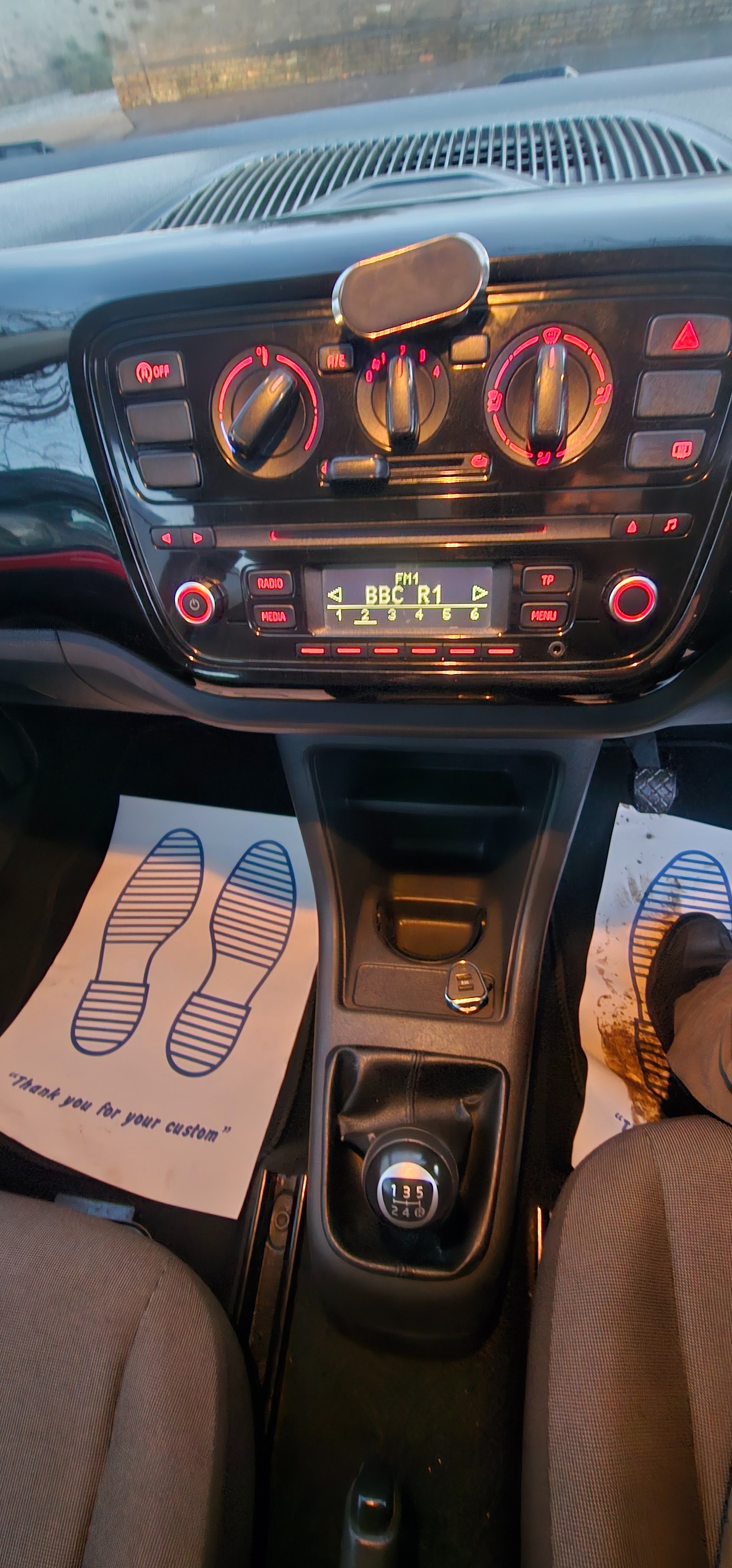 Used Volkswagen up! 2013 for sale - 76785477: Photo 16