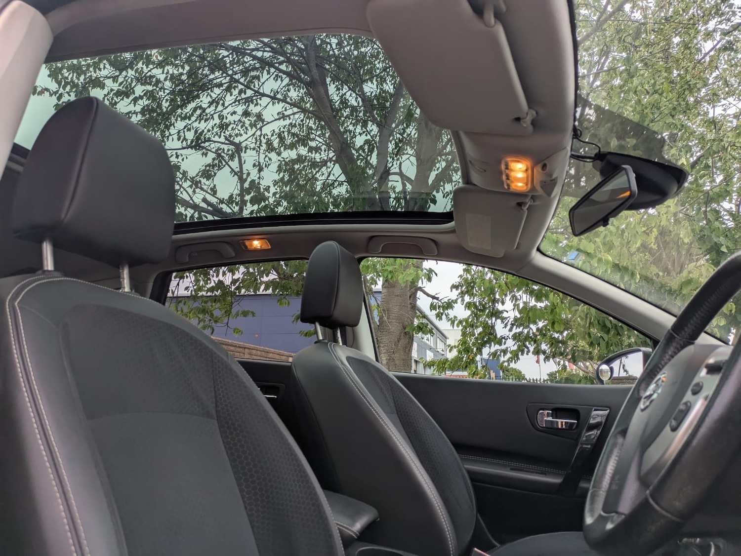 Vehicle 29