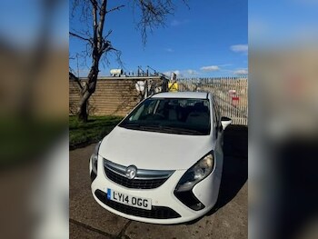 Used Vauxhall Zafira 2014 for sale - 77682246: Photo