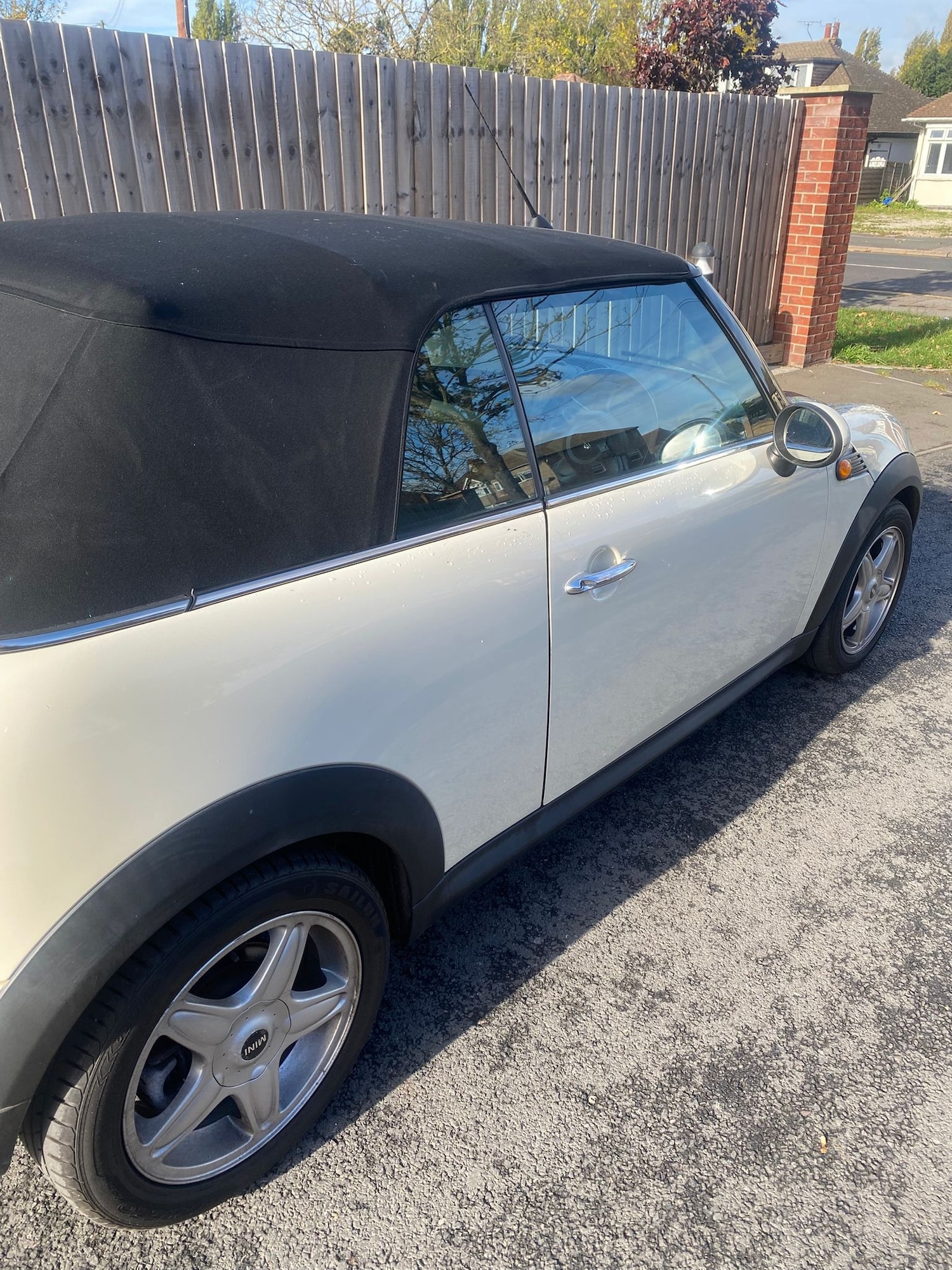Used MINI Convertible 2010 for sale - 76446378: Photo 6