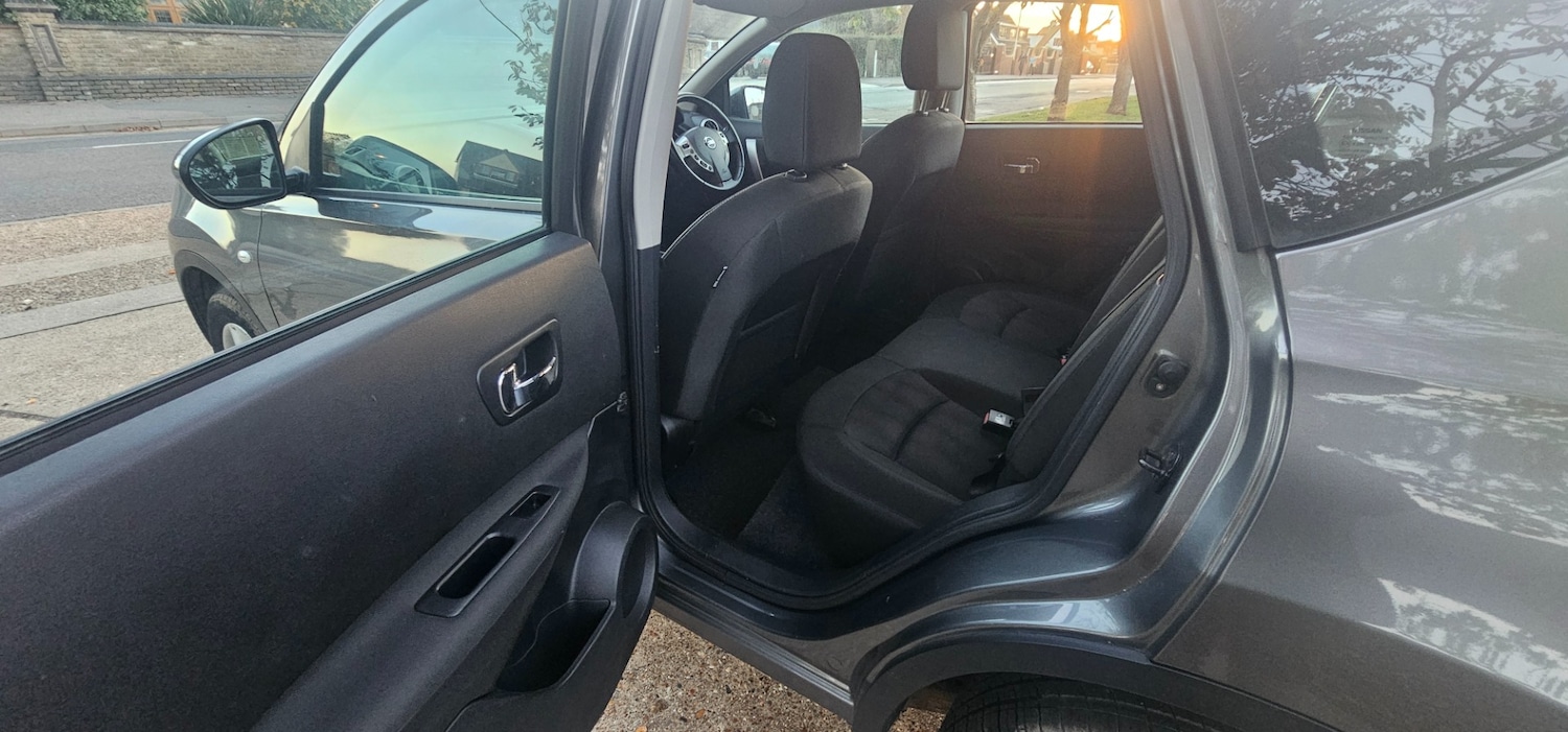 Used Nissan Qashqai 2012 for sale - 76128662: Photo 15