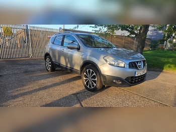 Nissan - Qashqai
