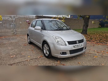 2005 (05) - 15 GLX 5dr Auto