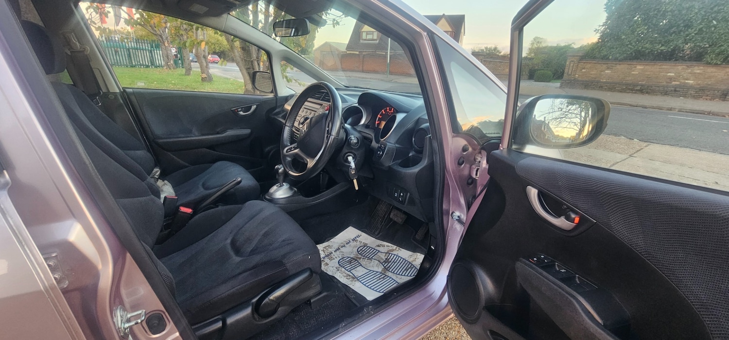 Used Honda Jazz 2009 for sale - 76380475: Photo 19